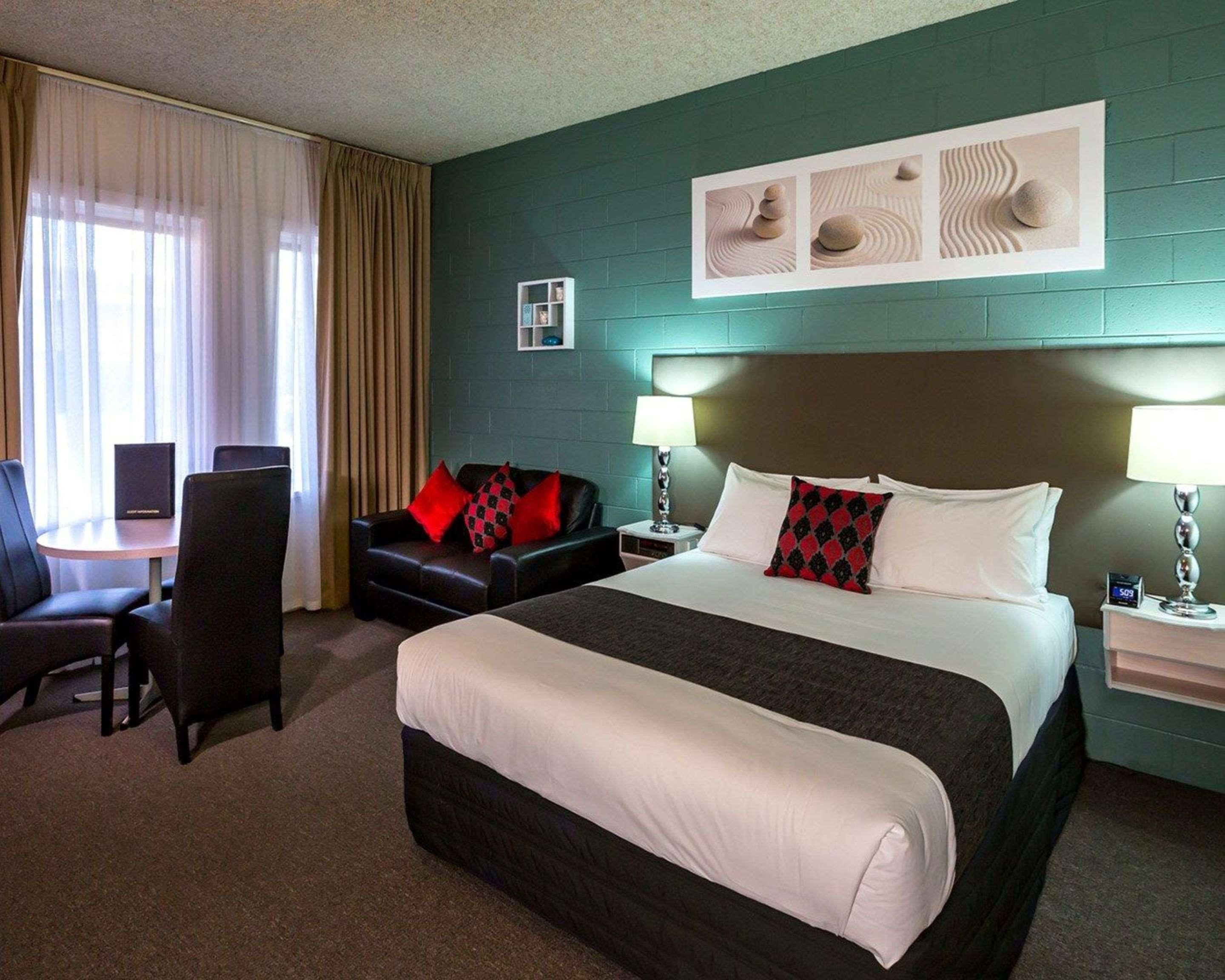 Comfort Inn & Suites King Avenue Сейл Екстер'єр фото