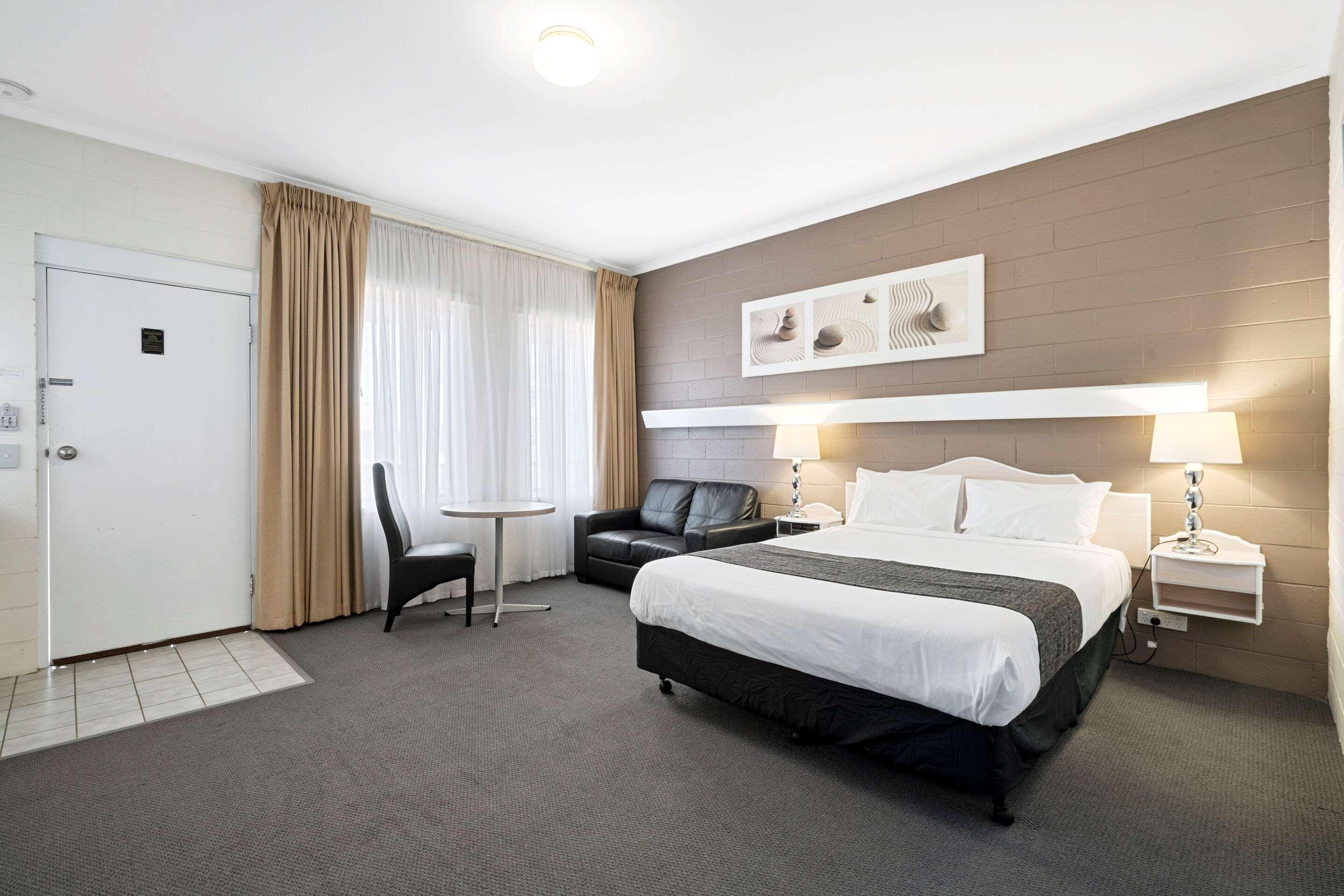 Comfort Inn & Suites King Avenue Сейл Екстер'єр фото