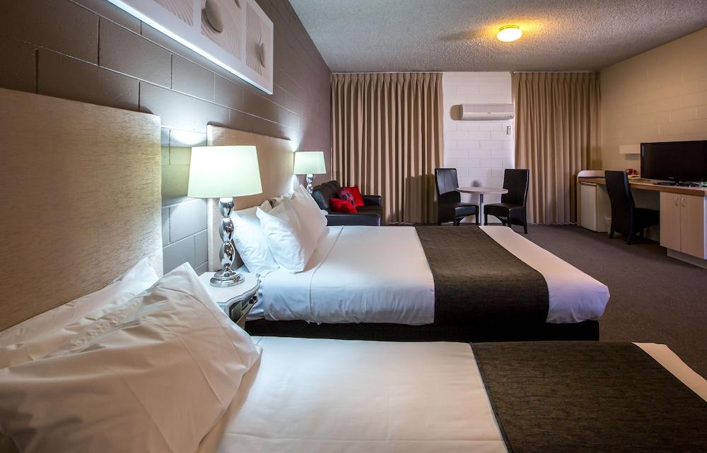 Comfort Inn & Suites King Avenue Сейл Екстер'єр фото