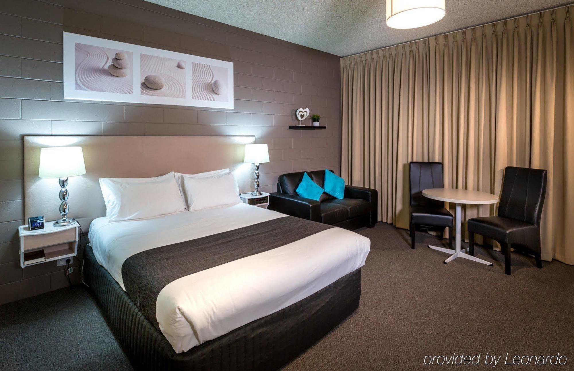 Comfort Inn & Suites King Avenue Сейл Екстер'єр фото